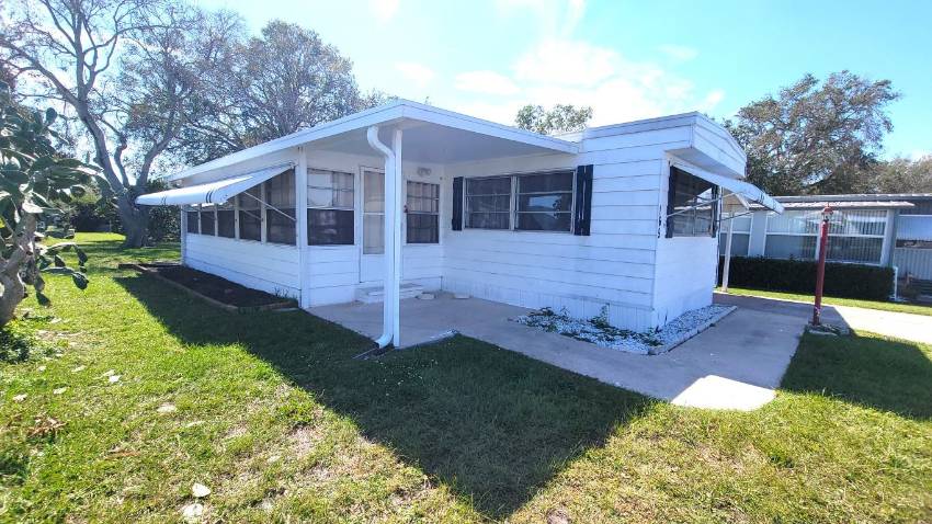 165 Juniper Drive West a Dundee, FL Mobile or Manufactured Home for Sale